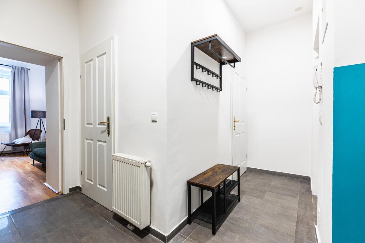 Stylish Designed Apartment In A Calm District Wenen Buitenkant foto